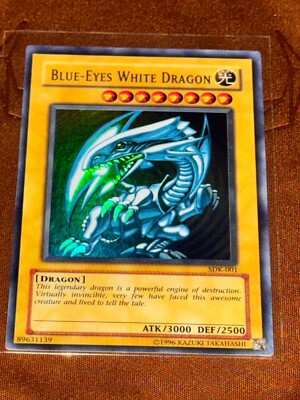 Blue-Eyes White Dragon SDK-001 Starter Deck Kaiba 2002 Yugioh Card-image