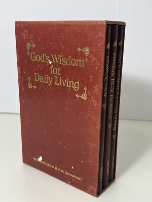 God's Wisdom for Daily Living Box Set of 3 Leather Gilded Gold Page Edge Vintage-image