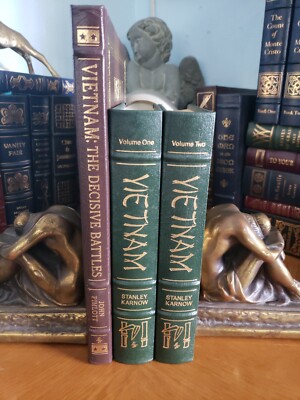 EASTON PRESS Vietnam A History Stanley Karnow 2V Set + The Decisive Battles-image