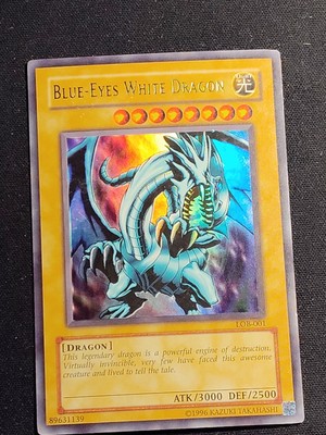 Blue Eyes White Dragon LOB-001 Ultra Rare Vintage Yu-Gi-Oh Card Played LP-image