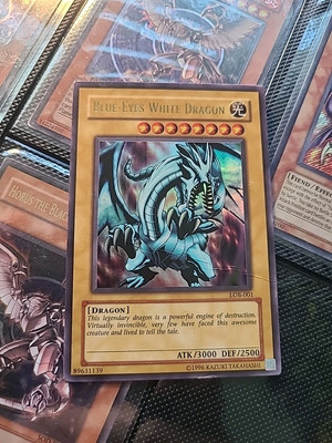 Blue Eyes White Dragon LOB-001 RARE-image