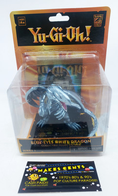 2013 NECA Yu-Gi-Oh! Blue Eyes White Dragon Diorama Minifigure 3-4