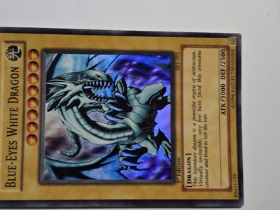 YUGIOH Ultra Rare Blue-Eyes White Dragon LOB-E001 1st Edition Mint-image