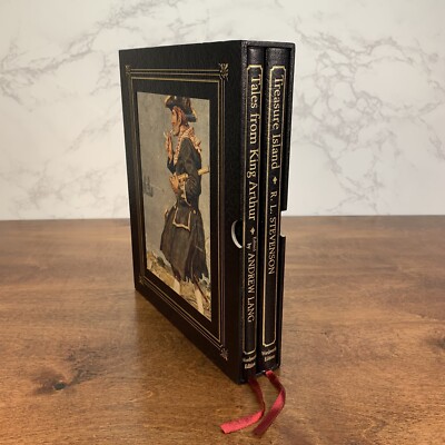 Tales from King Arthur ~ Treasure Island ~ Slipcase Book Set-image