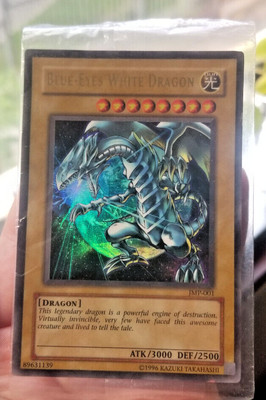 SEALED Blue-Eyes White Dragon - Super Rare HOLO Yu-Gi-Oh! Card never opened-image