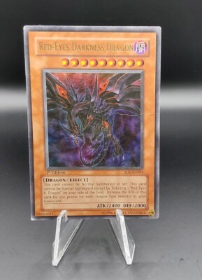 Yu-Gi-Oh! TCG 2003 Ultra Rare Red Eyes Black Dragon 1st Edition SD1-EN001 HP-image