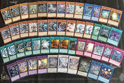 Yugioh READY TO DUEL! BLUE-EYES WHITE DRAGON Deck Includes SLEEVES and DICE! TCG-image