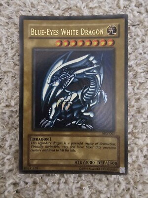 Yu-Gi-Oh! TCG Blue-Eyes White Dragon SDK-001 Unlimited Ultra Rare -image