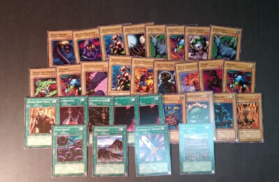 Yu-Gi-Oh! TCG Legend Of Blue Eyes White Dragon EN 30 Card Common Lot LP #1-image