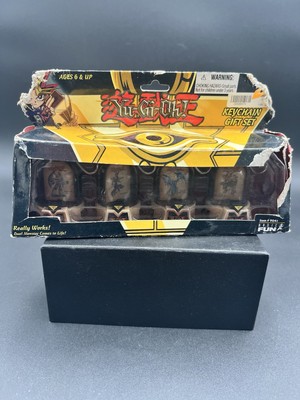 Yu-Gi-Oh! 1996 Blue Eyes White Dragon More Keychain Gift Set Of 4 FUN #9041 NEW-image