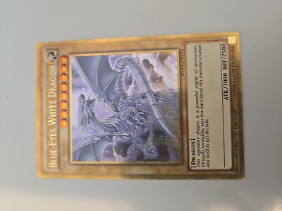 Yu-Gi-Oh! TCG Blue-Eyes White Dragon The Dark Side of Dimensions Movie Pack Gold-image