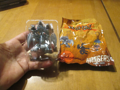 Yu-Gi-Oh Backpack Hangers Keychain 2022 BLUE-EYES ULTIMATE DRAGON AUTHENTIC-image