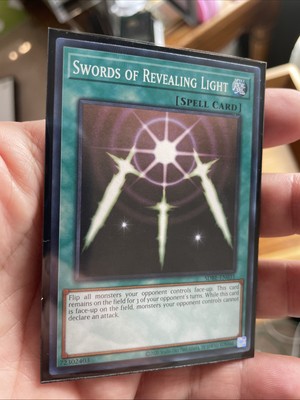 Swords Of Revealing Light SDBE-EN031. Saga Of Blue Eyes White Dragon YuGiOh NM!-image