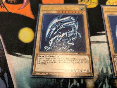 Yu-Gi-Oh 1  X BLUE-EYES WHITE DRAGON LCKC-EN001 ULTRA RARE NEVER USED-image