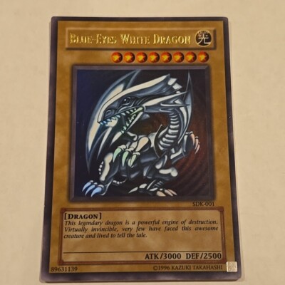 NM Yu-Gi-Oh! TCG Blue-Eyes White Dragon Kaiba SDK-001 Unlimited Ultra Rare-image