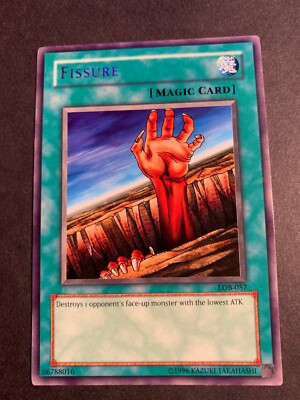 Yu-Gi-Oh! TCG Fissure Legend of Blue Eyes White Dragon LOB-057 Unlimited Rare-image