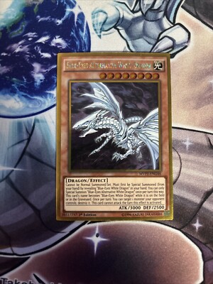 Yu-Gi-Oh! Blue-Eyes Alternative White Dragon MVP1-ENG46 Gold Rare 1st LP (Lt)-image