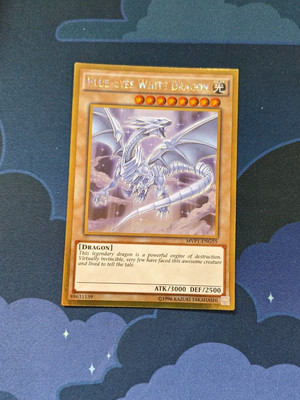 Blue-Eyes White Dragon MVP1-ENG55 Unlimited Ultra Rare Yu-Gi-Oh! Card Yugioh NM-image