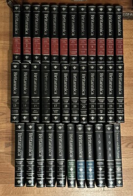 1987 Encyclopedia Britannica 35 Volume Complete Set, 15th Edition, Leather Bound-image