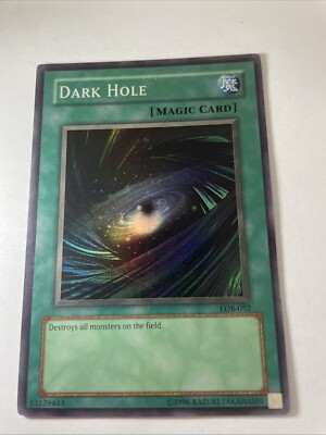 Yugioh Legend Of Blue Eyes White Dragon DARK HOLE Super Rare LOB-052 NM-image