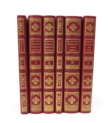Limited Edition 5 Book Set Madrid Codices of Leonardo Da Vinci Printed in Spain-image