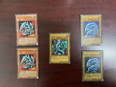 Blue Eyes White Dragon Lot-image