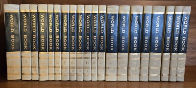 World Book Enclycopia Set Hardcover-image