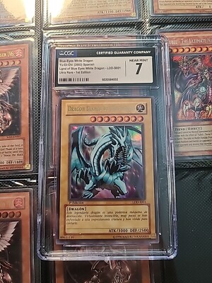 2002 Yugioh BLUE-EYES WHITE DRAGON LOB-001 LDD-S001 Spanish 1st Edition CGC 7-image