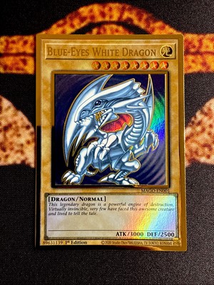 🔥YUGIOH • BLUE EYES WHITE DRAGON • ULTRA RARE • MAGO-EN001 • 1st EDITION • NM🔥-image