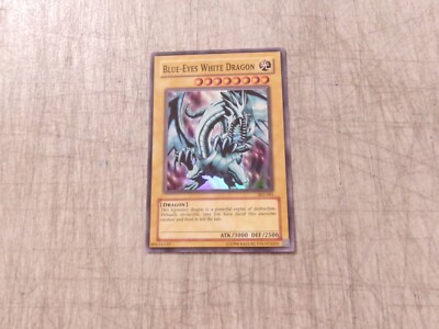 BLUE EYES WHITE DRAGON  1996 YUGIOH HOLO CARD SKE -001 UNLIMITED CARD-image