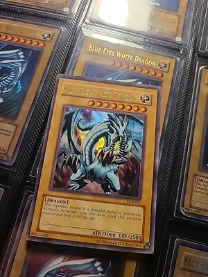 Blue-Eyes White Dragon LOB-001 Ultra Rare Legend Of Blue Eyes Yugioh Card-image