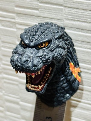 Godzilla Great Monster Biography Lottery F Prize Monster Head Magnet Burning-image