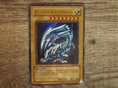 Yu-Gi-Oh Blue-Eyes White Dragon SDK-001 First Edition 1996 Ultra Rare Card-image