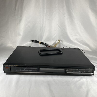 Fisher AM/FM Stereo Synthesizer Tuner FM-862 24 Station Tuning System-image