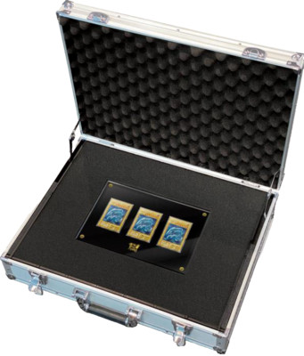 Yu-Gi-Oh ! 25th Anniversary Ultimate Kaiba Blue-Eyes White Dragon Set In Stock-image