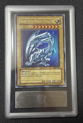 ARS 9 Yu-Gi-Oh! 2002 Blue-Eyes White Dragon SDK-001 1st ED Ultra Rare English-image
