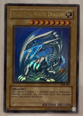 Yu-Gi-Oh! TCG Blue-Eyes White Dragon SDK-001 1996 Foil Gold Letters LP-image