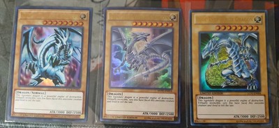 3x ULTRA RARE BLUE-EYES WHITE DRAGON LIMITED NM YUGIOH PLAYSET Different Arts-image