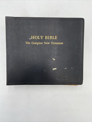Holy Bible The Complete New Testament 1953 Audio Book Vinyl Records Missing One-image