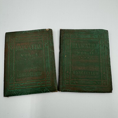 Longfellow HIAWATHA Set Volume 1 & 2 Little Leather Library Green Cover-image
