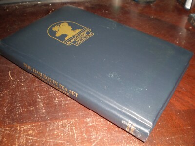 The Harlequin Tea Set by Agatha Christie MYSTERY Leatherette Hardcover BRAND NEW-image