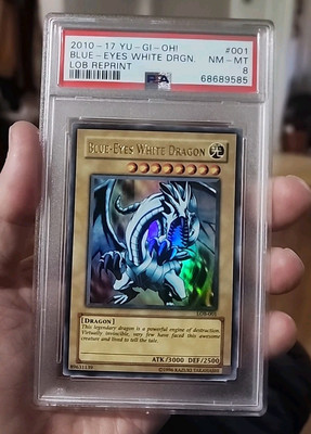 Yu-Gi-Oh Blue-Eyes White Dragon LOB-001  PSA 8 NM-MT 2002 Ultra Rare-image