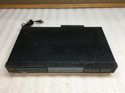 Fisher Studio Standard FM-273 AM/FM Synthesizer Tuner-image