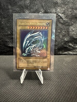 Yu-Gi-Oh! TCG Blue-Eyes White Dragon Kaiba SDK-001 Unlimited Ultra Rare-image