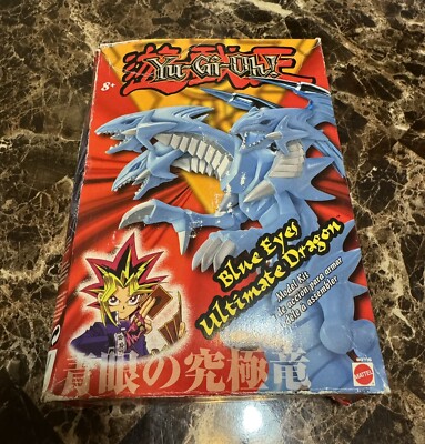 VTG 2002 Mattel Yu-Gi-Oh! Blue Eyes Ultimate Dragon Model Kit Damaged Box Sealed-image