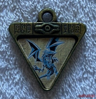 1996 Yu-Gi-Oh BLUE-EYES WHITE DRAGON #2 Pendant-image