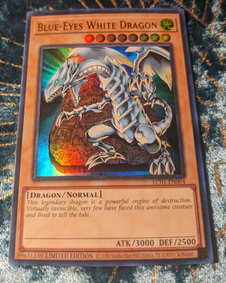 YUGIOH BLUE EYES WHITE DRAGON LC01-EN004 QUARTER SECRET (NM)-image