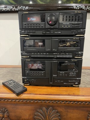 Fisher TAD-994 Audio System.-image